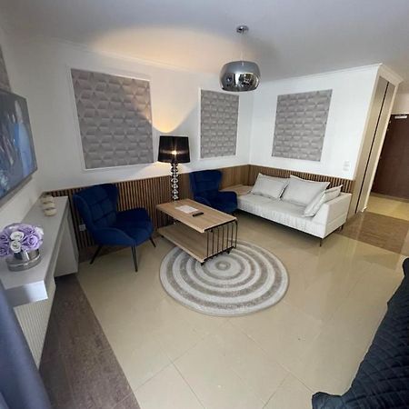 Avangard Prestige Свиноуйсьце Экстерьер фото
