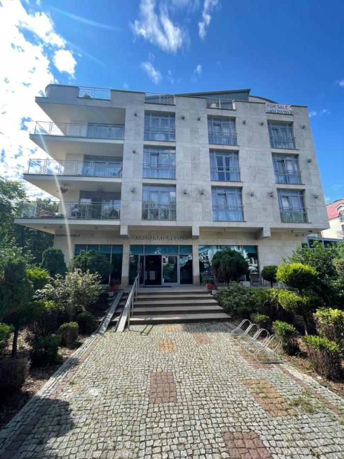 Avangard Prestige Свиноуйсьце Экстерьер фото